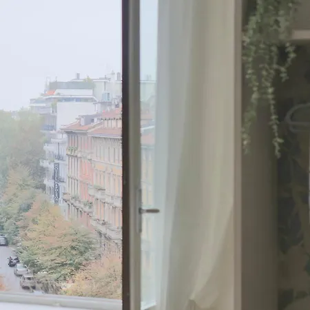 Aparthotel Tiny Attic, Corso Buenosaires, 6min To Duomo *