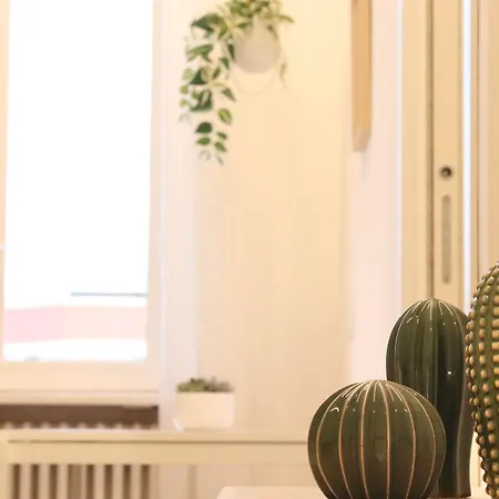 Ξενοδοχείο με διαμερίσματα Tiny Attic, Corso Buenosaires, 6min To Duomo Μιλάνο